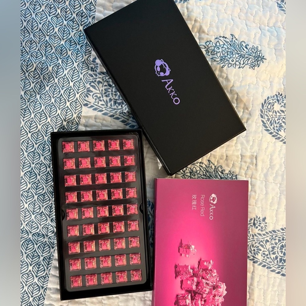 Akko CS Rose Red Switch 45 pcs